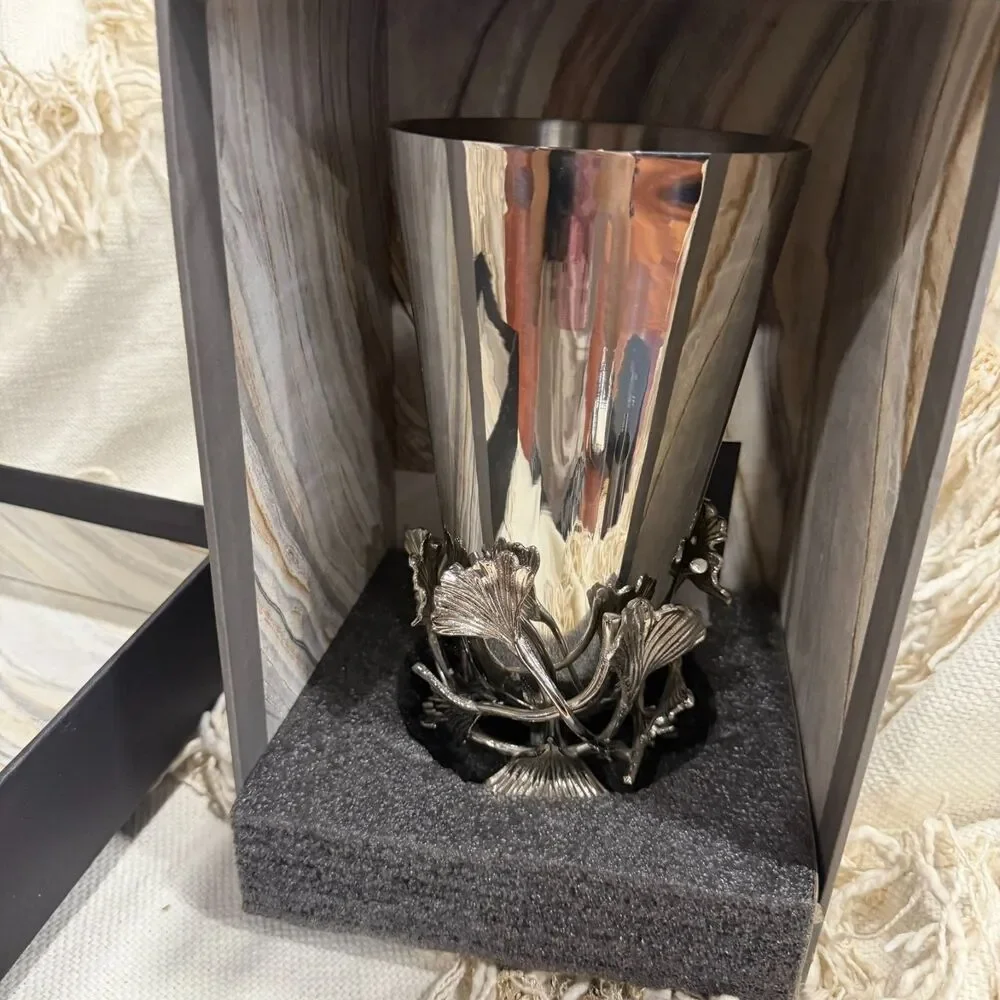 Michael Aram Ginkgo Medium Vase NEW in box 132118